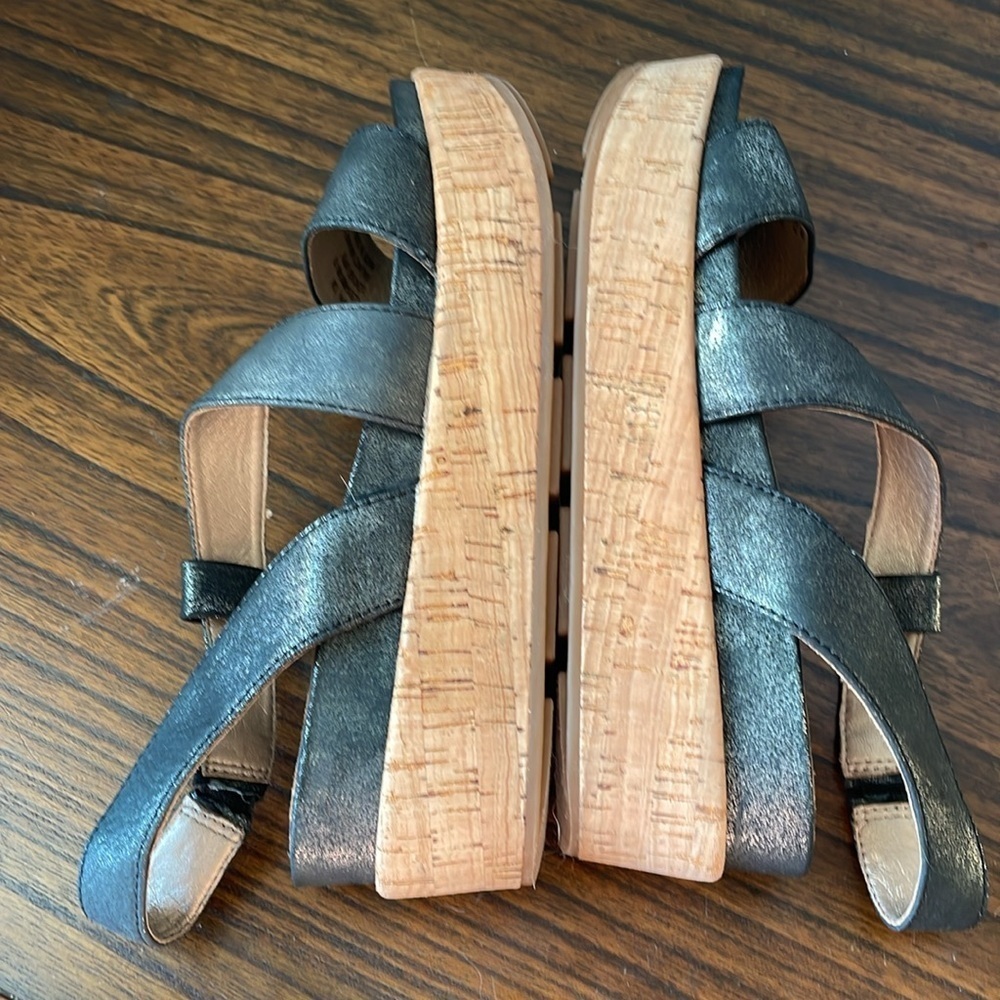Lucca Lane, 7.5, black leather & cork bottom strappy ankle wrap platform sandal - Picture 11 of 13